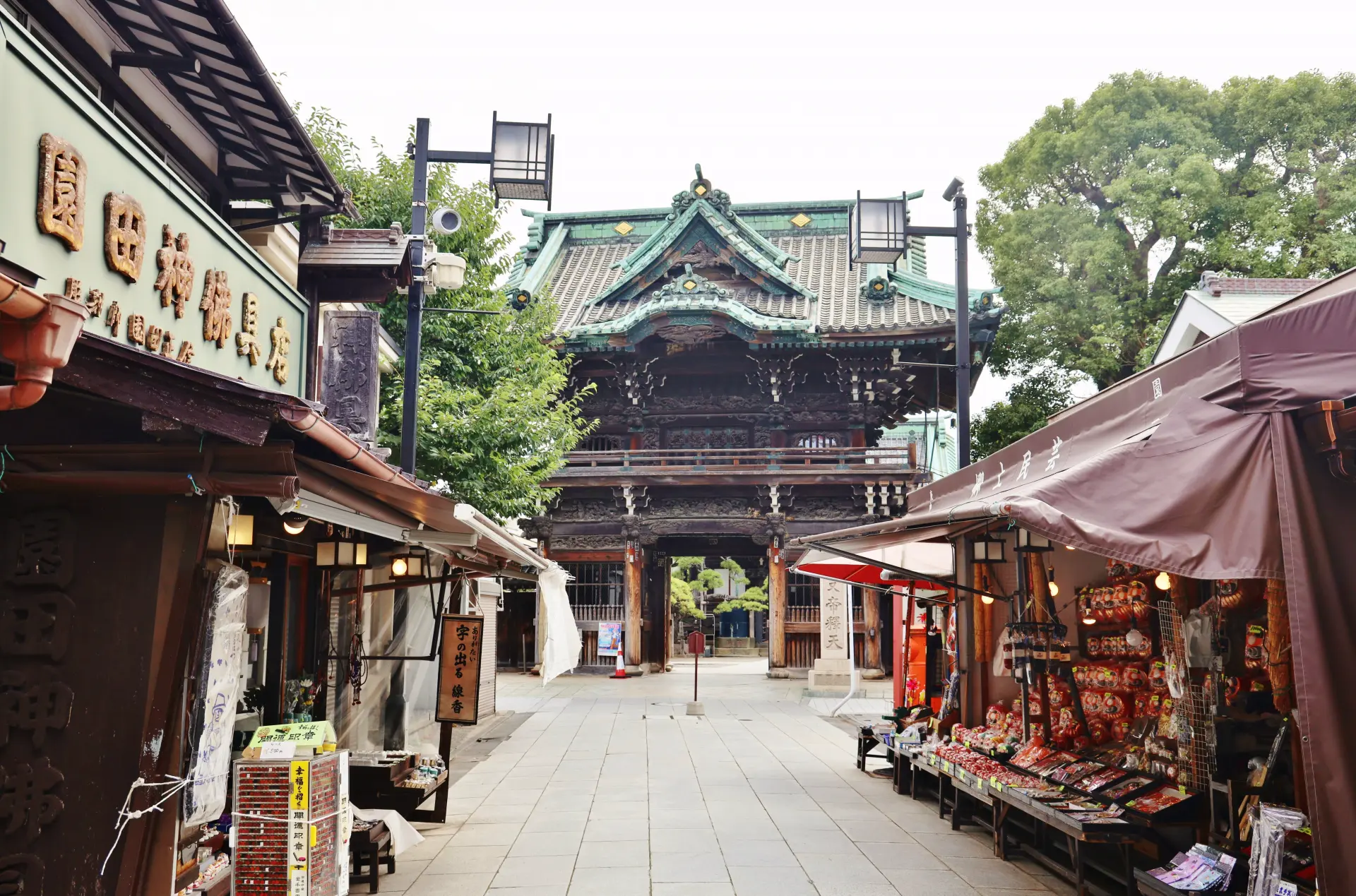 柴又帝釈天参道の街並み